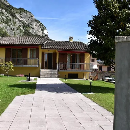 Tessari Villa *